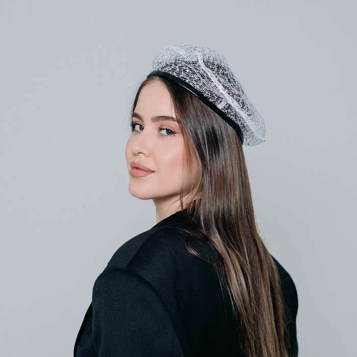 Берет прозрачный с пайетками, цвет белый, р-р 56см Берет прозрачный с пайетками, цвет белый, р-р 56см