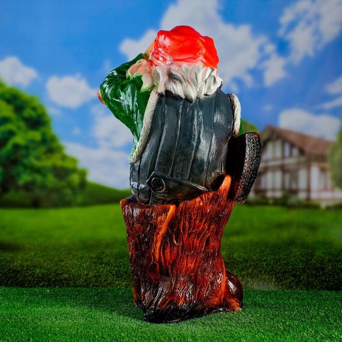 Садовая фигура "Баба Яга" 58х33см