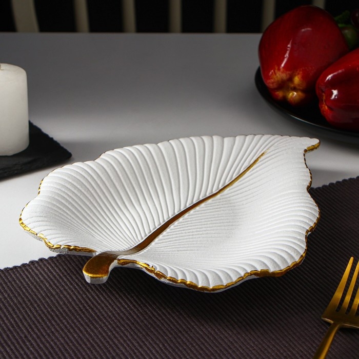 Блюдо для фруктов Доляна «Тропический лист», 26×20,5 см, цвет белый Блюдо для фруктов Доляна «Тропический лист», 26×20,5 см, цвет белый