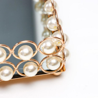 Подставка интерьерная под свечи с зеркалом "Жемчужинки" 5,5х23х30 см Подставка интерьерная под свечи с зеркалом "Жемчужинки" 5,5х23х30 см