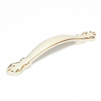 Ручка-скоба РС201, м/о 96 мм, белая, с золотой вставкой Ручка-скоба РС201, м/о 96 мм, белая, с золотой вставкой