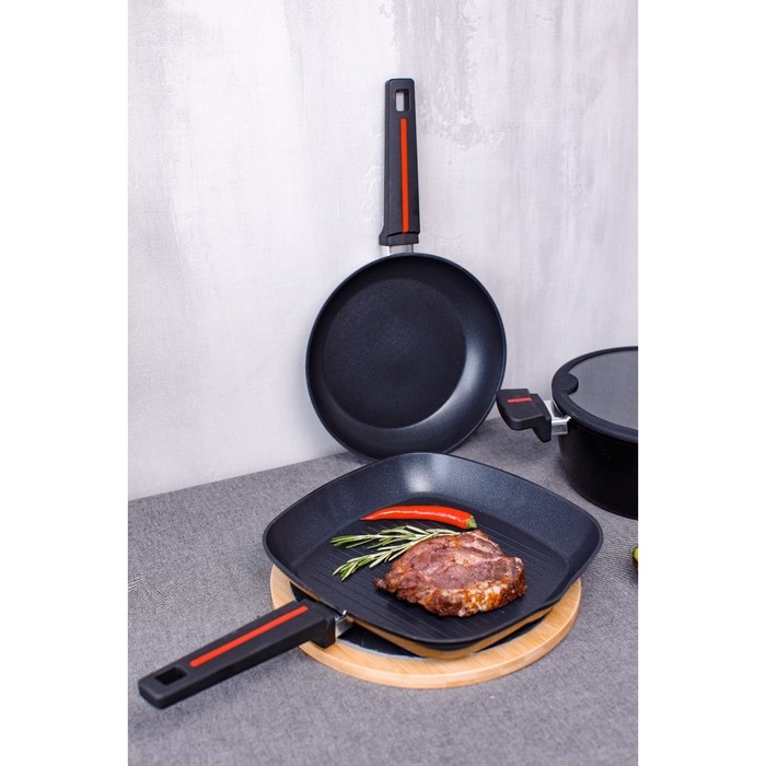 Сковорода гриль квадратная Magistro Flame, 28×28 см, антипригарное покрытие, индукция, цвет чёрный Сковорода гриль квадратная Magistro Flame, 28×28 см, антипригарное покрытие, индукция, цвет чёрный