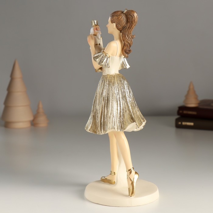 Сувенир полистоун "Девушка танцует с щелкунчиком" 9х8,5х22 см