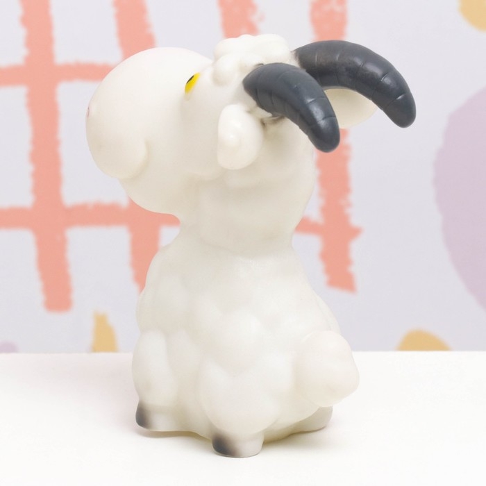 Набор игрушек - пищалок для купания в ванне Набор игрушек - пищалок для купания в ванне "Животные" 6 шт, резиновые, 10 см