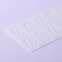 Форма для шоколада &laquo;Листья вишни&raquo;, силикон, 10 ячеек, 23&times;13&times;0,3 см, цвет прозрачный