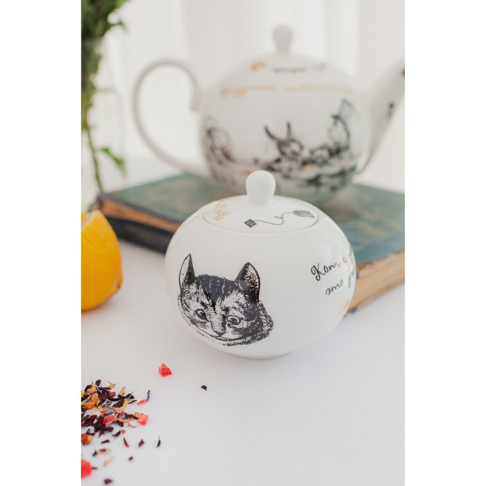 Сахарница «Безумное чаепитие», 490 мл, с крышкой Сахарница «Безумное чаепитие», 490 мл, с крышкой