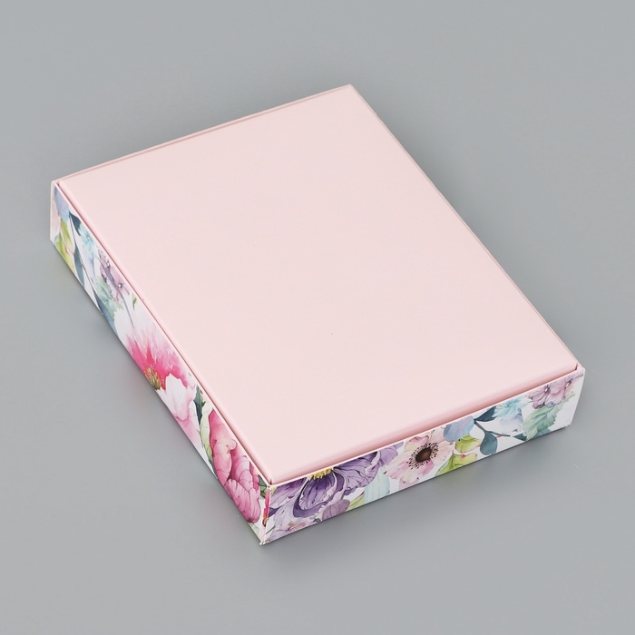 Коробка складная для 12 конфет без окна Коробка складная для 12 конфет без окна "дляарок для тебя", 19 х 15 х 3,6 см. Кондитерская упаковка