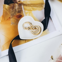 Подставка для украшений универсальная «Сердце», 7,3×8×2,3 см, цвет белый Подставка для украшений универсальная «Сердце», 7,3×8×2,3 см, цвет белый