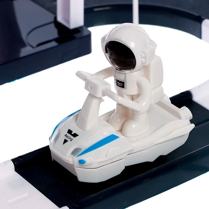 Парковка &laquo;Космическая станция&raquo;, световые эффекты