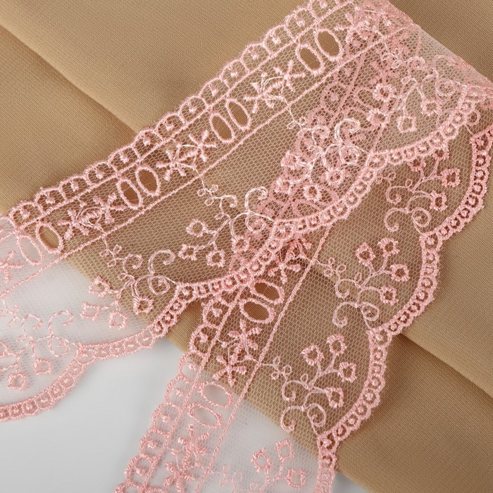 Кружево на сетке, 45 мм &times; 11 &plusmn; 1 м, цвет нежно-розовый