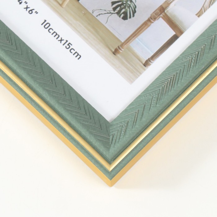 Фоторамка пластик на 2 фото 10х15 см Фоторамка пластик на 2 фото 10х15 см "Галочки на зелёном" с золотой обводкой