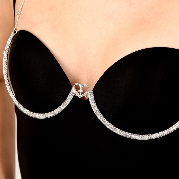 Карнавальный аксессуар &laquo;Украшение на грудь&raquo;