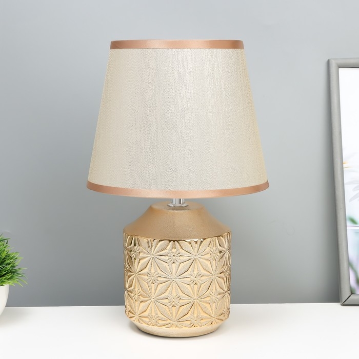 Настольная лампа Настольная лампа "Анрия" Е14 40Вт золото 20х20х32 см