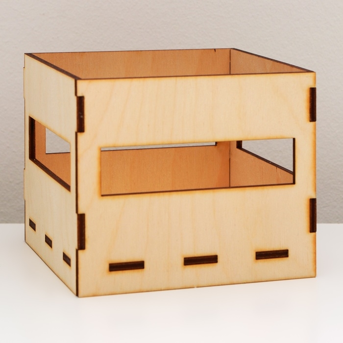 Кашпо деревянное 11,5 х 10,5 х 9 см Кашпо деревянное 11,5 х 10,5 х 9 см