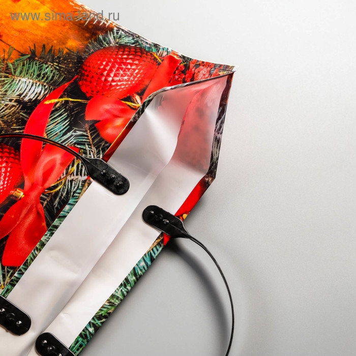 Новый год. Пакет Новый год. Пакет "Шарики на деревянном", полиэтиленовый с пластиковой ручкой, 44 х 40 см.