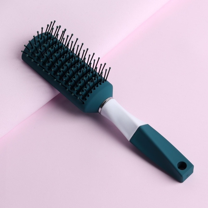 Расчёска массажная, прорезиненная ручка, вентилируемая, 4,5 × 22,5 см, цвет зелёный/белый Расчёска массажная, прорезиненная ручка, вентилируемая, 4,5 × 22,5 см, цвет зелёный/белый