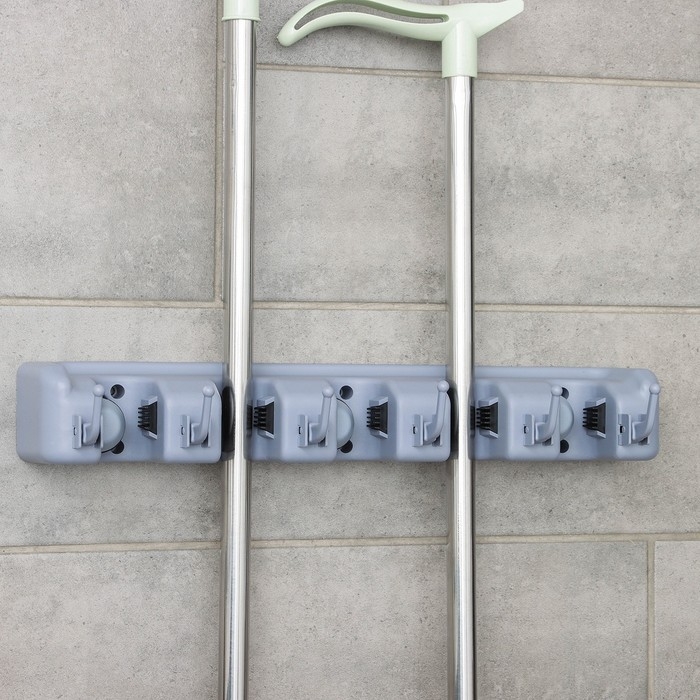 Держатель для швабр и метел с крючками Доляна, крепление саморезы, 41&times;8 см, 5 секций