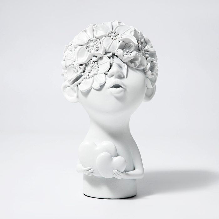 Статуэтка полистоун &laquo;Любовь&raquo; цвет белый 12 х 6,5 х 22 см