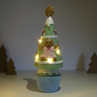 Сувенир керамика свет "Пряничная ёлочка с печенюшками" зелёная 10х10х31 см Сувенир керамика свет "Пряничная ёлочка с печенюшками" зелёная 10х10х31 см