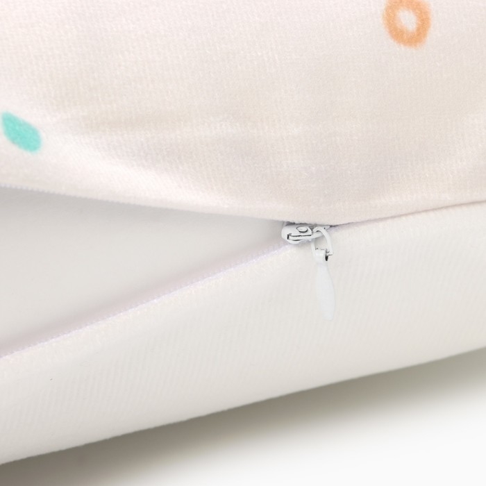 Новый год. Символ года. Змея. Чехол на подушку Этель &laquo;Настроение игривое&raquo; 40х40 см, велюр