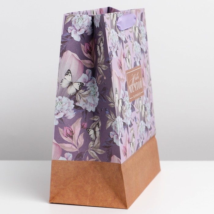 Пакет подарочный крафтовый вертикальный, упаковка, &laquo;Живи мечтой&raquo;, ML 23 х 27 х 11.5 см