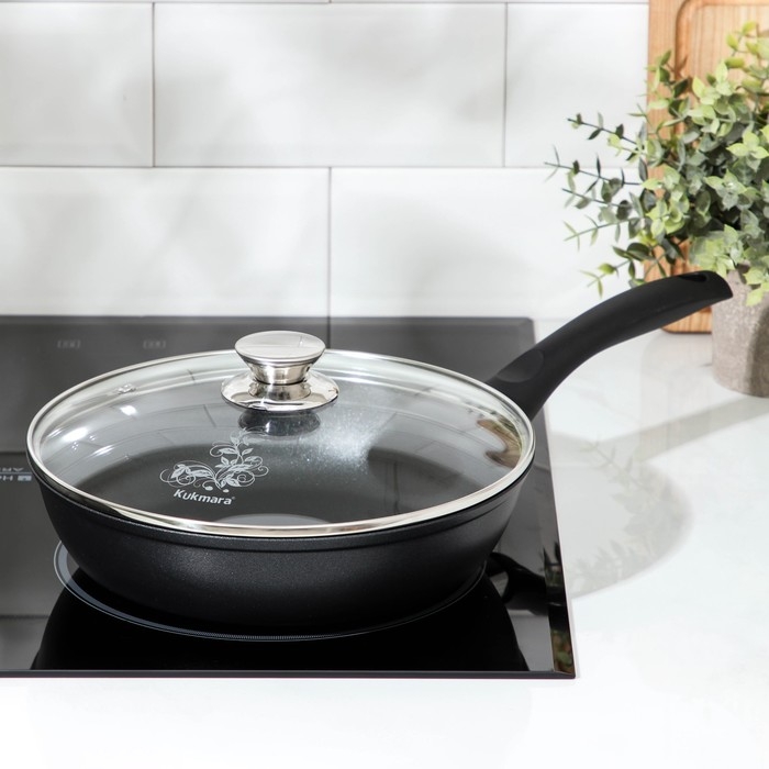 Сковорода &laquo;Традиция&raquo;, d=24 см, пластиковая ручка, стеклянная крышка, антипригарное покрытие, цвет чёрный