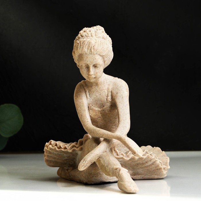 Статуэтка полистоун &laquo;Балерина&raquo; белый 31 х 17,5 х 21,5 см