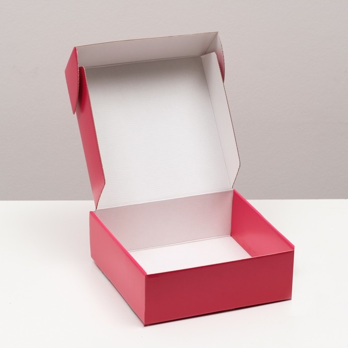 Коробка самосборная, красная, 23 х 23 х 8 см