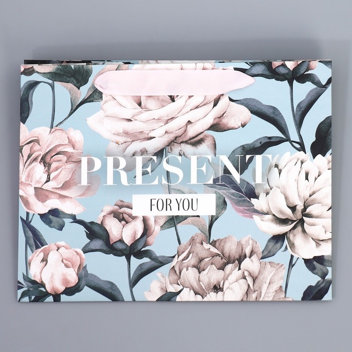 Пакет подарочный с широким дном, упаковка, &laquo;For you&raquo;, 25 х 19 х 18 см