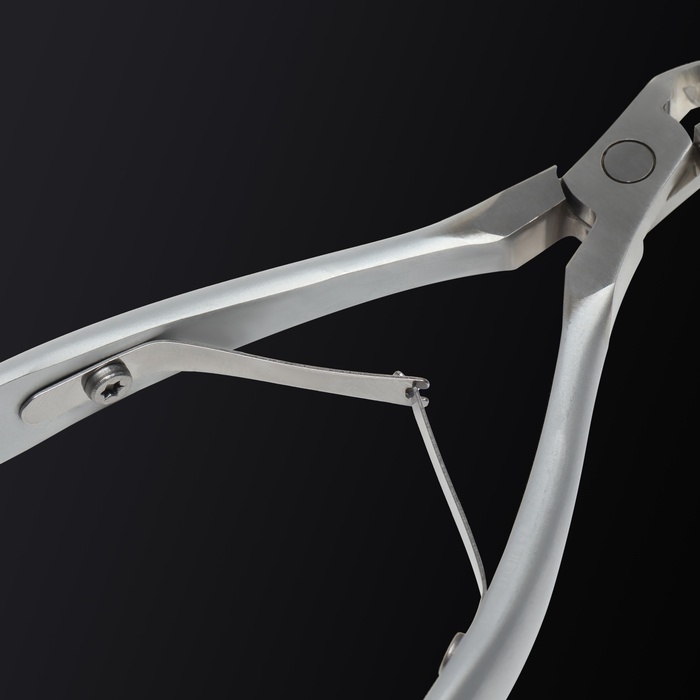 Кусачки маникюрные для кутикулы «Premium satin», матовые, двойная пружина, 12 см, длина лезвия - 6 мм, цвет серебристый Кусачки маникюрные для кутикулы «Premium satin», матовые, двойная пружина, 12 см, длина лезвия - 6 мм, цвет серебристый