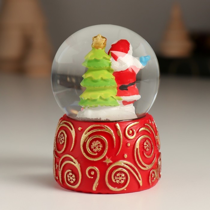 Сувенир полистоун водяной шар Сувенир полистоун водяной шар "Снежные узоры с персонажем" МИКС 4,5х4,5х6,8 см