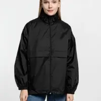 Ветровка из нейлона Surf 210 черная, размер XXL Ветровка из нейлона Surf 210 черная, размер XXL