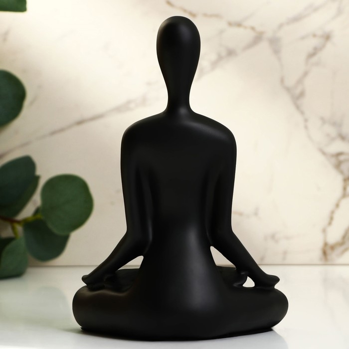Статуэтка полистоун &laquo;Йог&raquo; 15,5 х 12 х 24 см