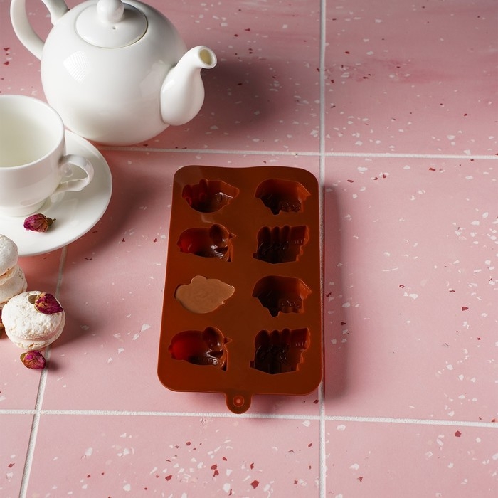 Форма для мармелада Доляна «Машинки», силикон, 21×11 см, 8 ячеек (4,3×3,5 см), цвет коричневый Форма для мармелада Доляна «Машинки», силикон, 21×11 см, 8 ячеек (4,3×3,5 см), цвет коричневый