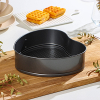 Форма для выпечки Доляна &laquo;Элин. Сердце&raquo;, 23,5&times;22&times;6,8 см, съёмное дно, антипригарное покрытие, цвет чёрный