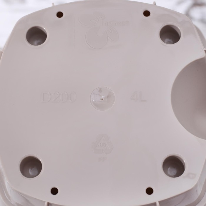 Горшок для цветов с прикорневым поливом Amsterdam, 4 л, цвет молочный шоколад Горшок для цветов с прикорневым поливом Amsterdam, 4 л, цвет молочный шоколад