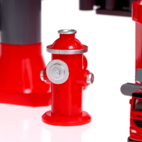 Парковка «Пожарная часть», с 2 машинками, с водяной пушкой Парковка «Пожарная часть», с 2 машинками, с водяной пушкой