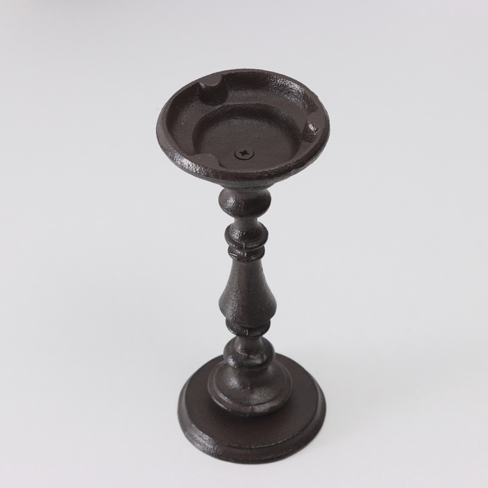 Подсвечник чугун на 1 свечу Подсвечник чугун на 1 свечу "Аврора" d=5 см 9,6х9,6х24 см