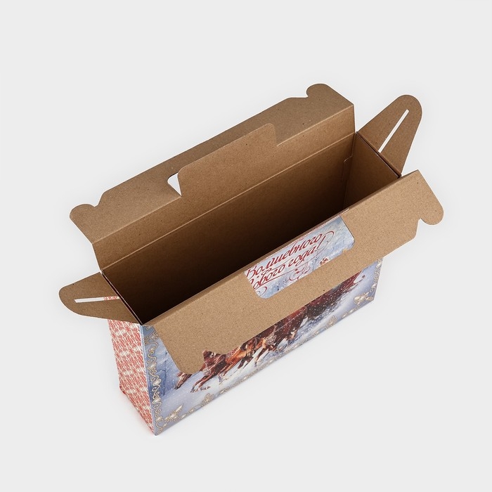 Коробка подарочная новогодняя складная &laquo;Волшебного Нового года&raquo;, 33.7 х 25.7 х 7.9 см, Новый год