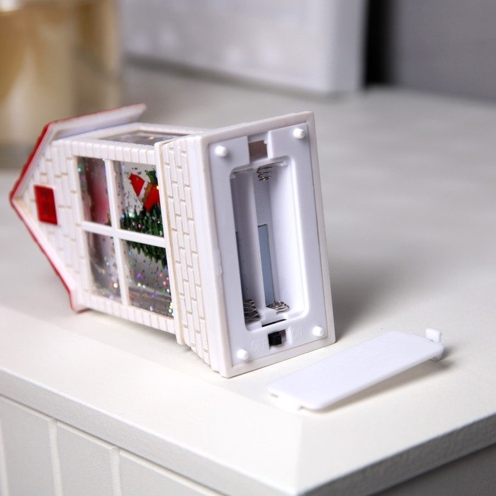 Светодиодная фигура &laquo;Ребёнок у ёлки&raquo; 7.5 &times; 12.5 &times; 4.9 см, пластик, батарейки АААх2 (не в комплекте), свечение тёплое белое