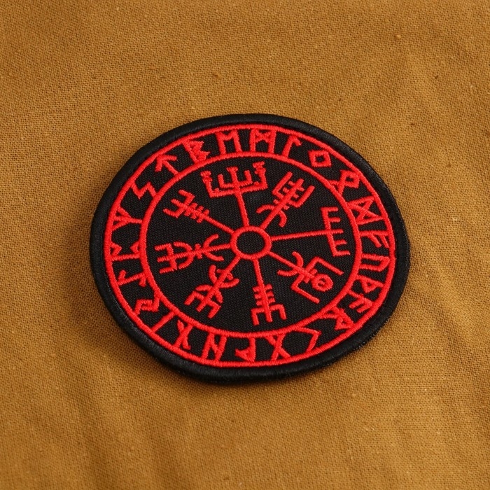 Нашивка-шеврон Компас викингов Нашивка-шеврон Компас викингов "Вигвизир" с липучкой, 7.5 см