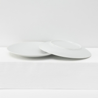 Набор фарфоровой посуды «Универсальный», 18 предметов: тарелка плоская d=20 см, пиала 650 мл, кружка 300 мл Набор фарфоровой посуды «Универсальный», 18 предметов: тарелка плоская d=20 см, пиала 650 мл, кружка 300 мл