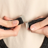 Пеньюар парикмахерский, с крючком, цвет чёрный/жёлтый