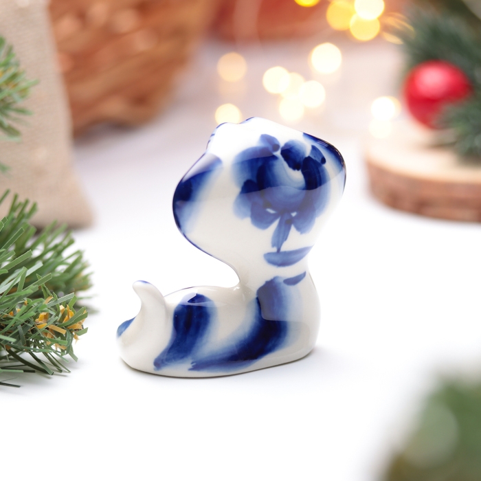 Новый год. Сувенир символ года 2025 Новый год. Сувенир символ года 2025 "Кобра Лайма", гжель, 8 см