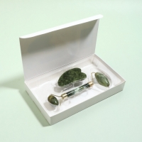 Массажный набор &laquo;Гуаша&raquo;, 18,5 &times; 10,5 &times; 2,5 см, цвет изумрудный