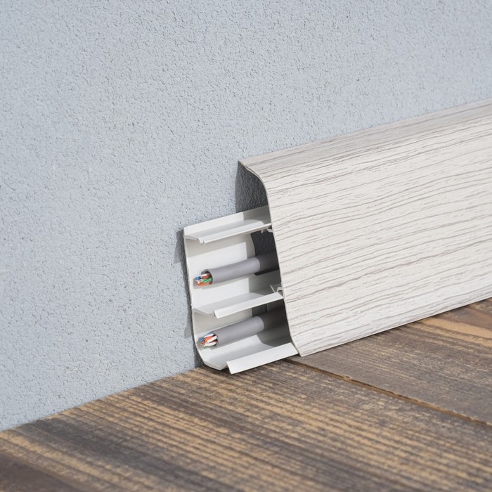 Плинтус напольный 55мм Плинтус напольный 55мм "Деконика", 253 Ясень серый 2,2м