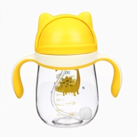 Поильник детский M&B «Котик» с трубочкой, от 9 мес., 280 мл., цвет молочно-желтый Поильник детский M&B «Котик» с трубочкой, от 9 мес., 280 мл., цвет молочно-желтый