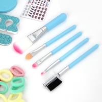 Набор детской косметики в чемодане &laquo;Сказка&raquo;, тени, блески для губ, глиттер, лаки для ногтей, наклейки, пилочка, кисти, косметичка, корона