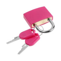 Замок навесной для чемодана, средний, 30х42 мм, розовый Замок навесной для чемодана, средний, 30х42 мм, розовый
