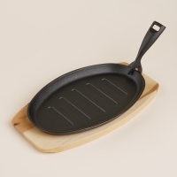 Сковорода чугунная на деревянной подставке SL Home, 27&times;17,5 см, h=2,2 см, индукция, цвет чёрный